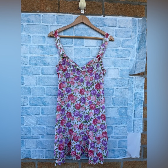 Resa Missy Floral Mini Dress size large - Picture 3 of 16